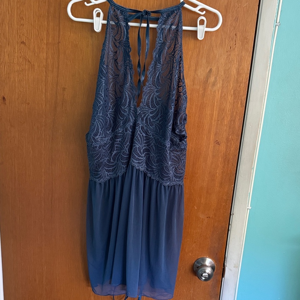 Elegant Blue Lace Chemise